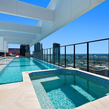 Tryp By Wyndham Southport Gold Coast Hotel Apartments Exteriör bild