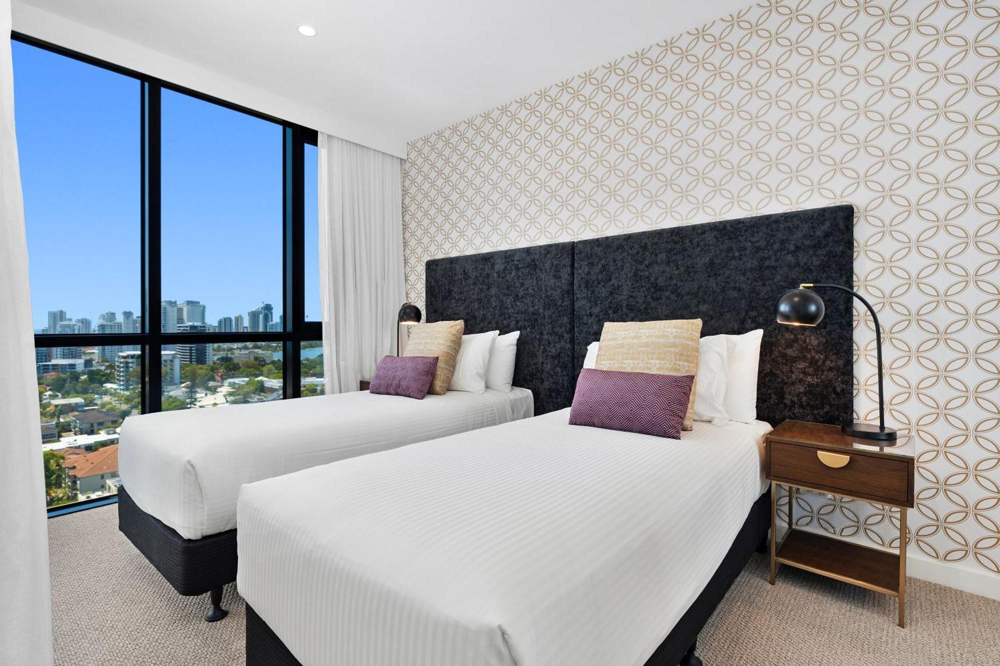 Tryp By Wyndham Southport Gold Coast Hotel Apartments Exteriör bild