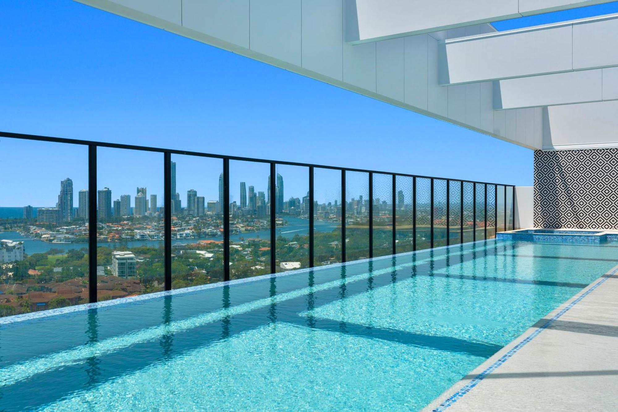Tryp By Wyndham Southport Gold Coast Hotel Apartments Exteriör bild